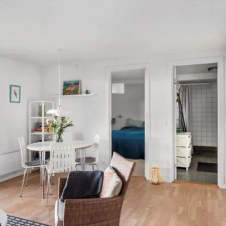 Апартаменты 5614-gudhjem-melsted-langgade-45-lejl-3 *